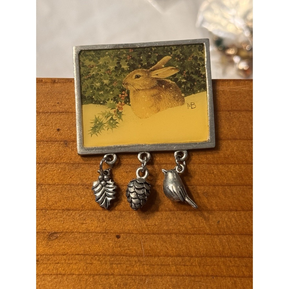VTG 1999 Nature Charm Rabbit Painting Bunny Art Frame Silver Tone Brooch Stamped